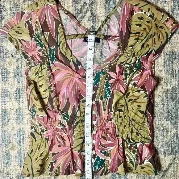 Madewell Shirred Cap-Sleeve Top in
Brushstroke Monstera Size Small - Picture 9 of 14